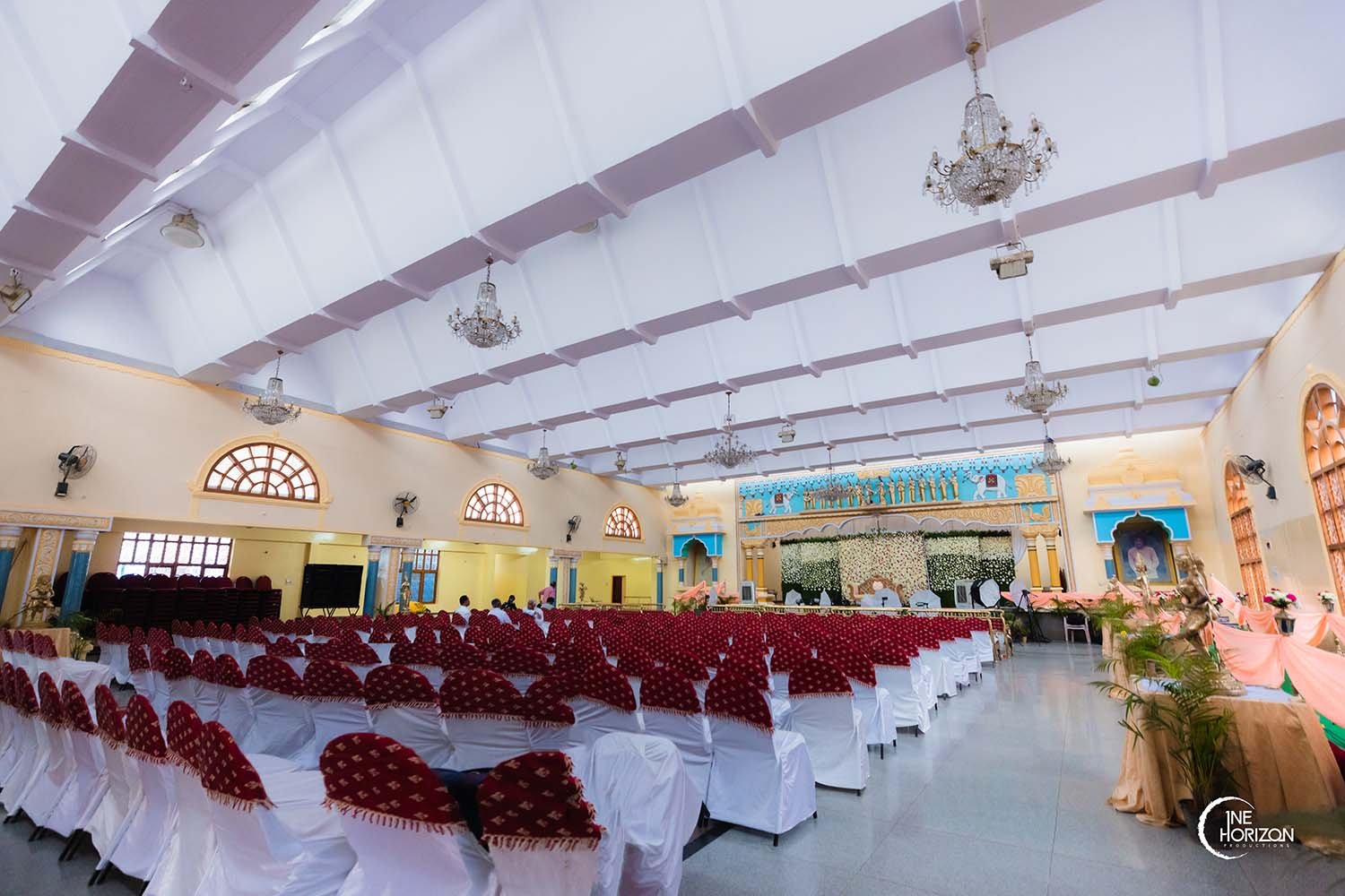 Spacious banquet hall at Meenakshi Kalyana Mantapa