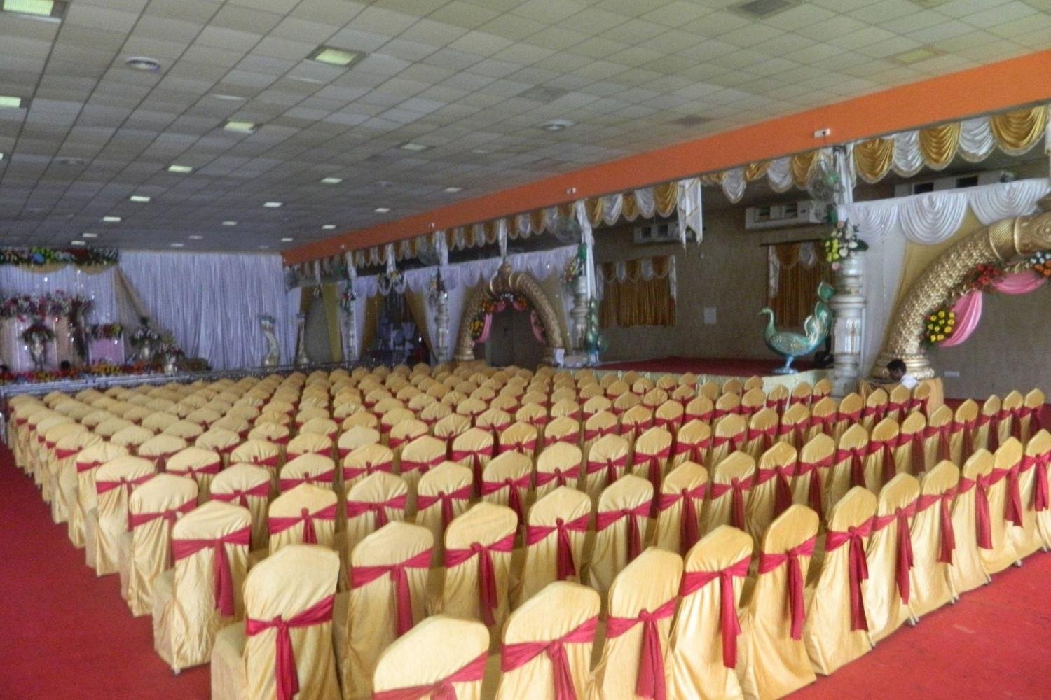 Seating facility in Kings Court Banquet Hall