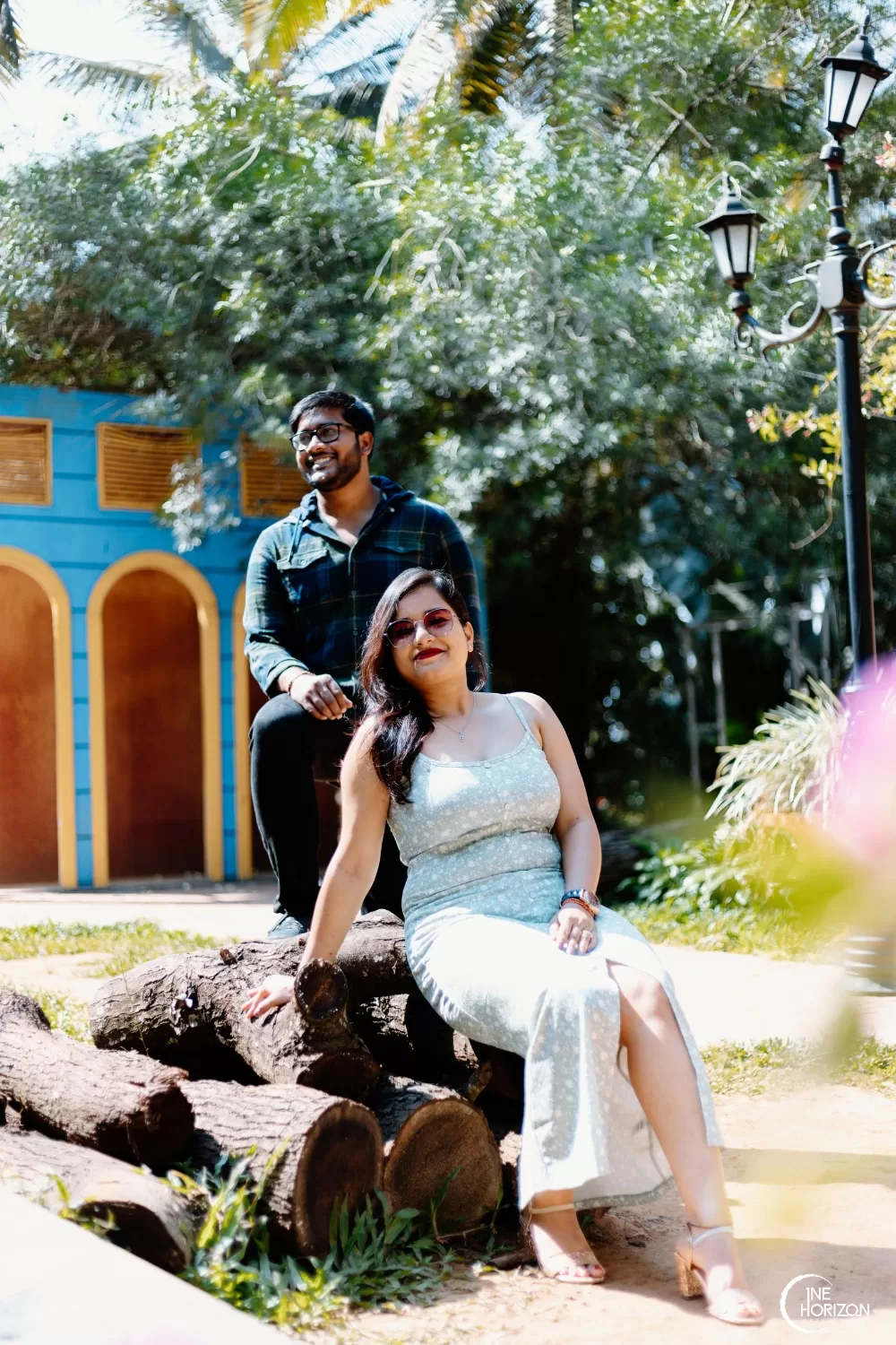 15 Creative Pre Wedding Photoshoot Ideas to Amp up your Wedding | Photo  poses for couples, Pre wedding photoshoot props, Pre wedding photoshoot  outdoor