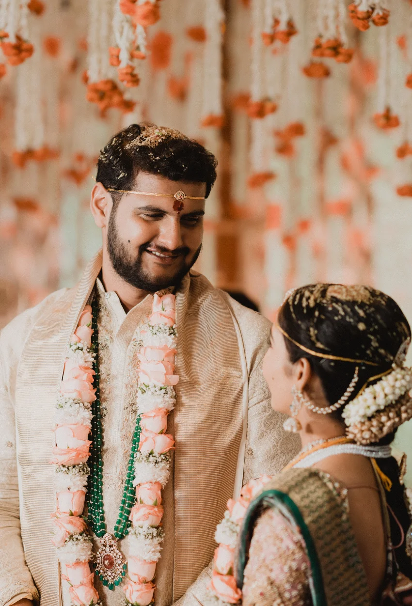 closeup couple wedding photography