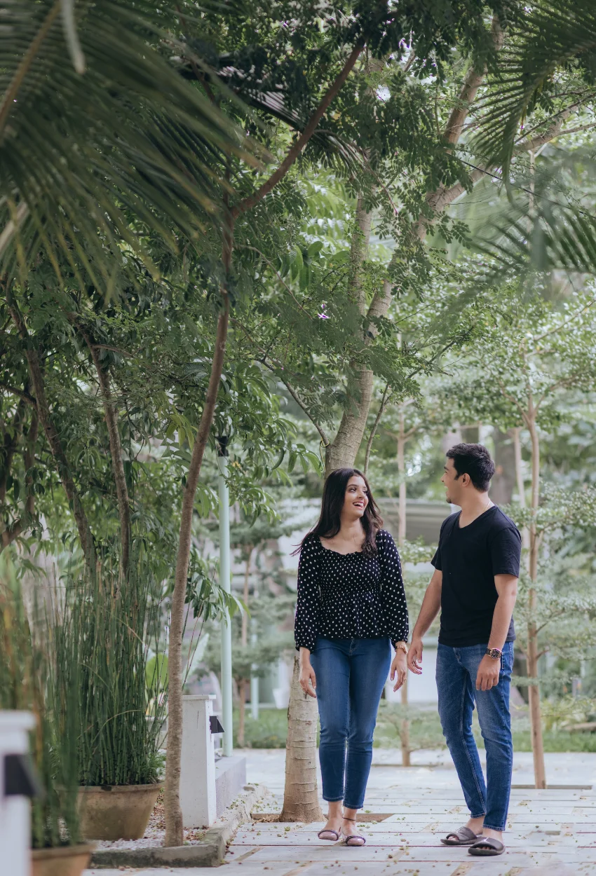 long shot pre wedding photoshoot in black dress