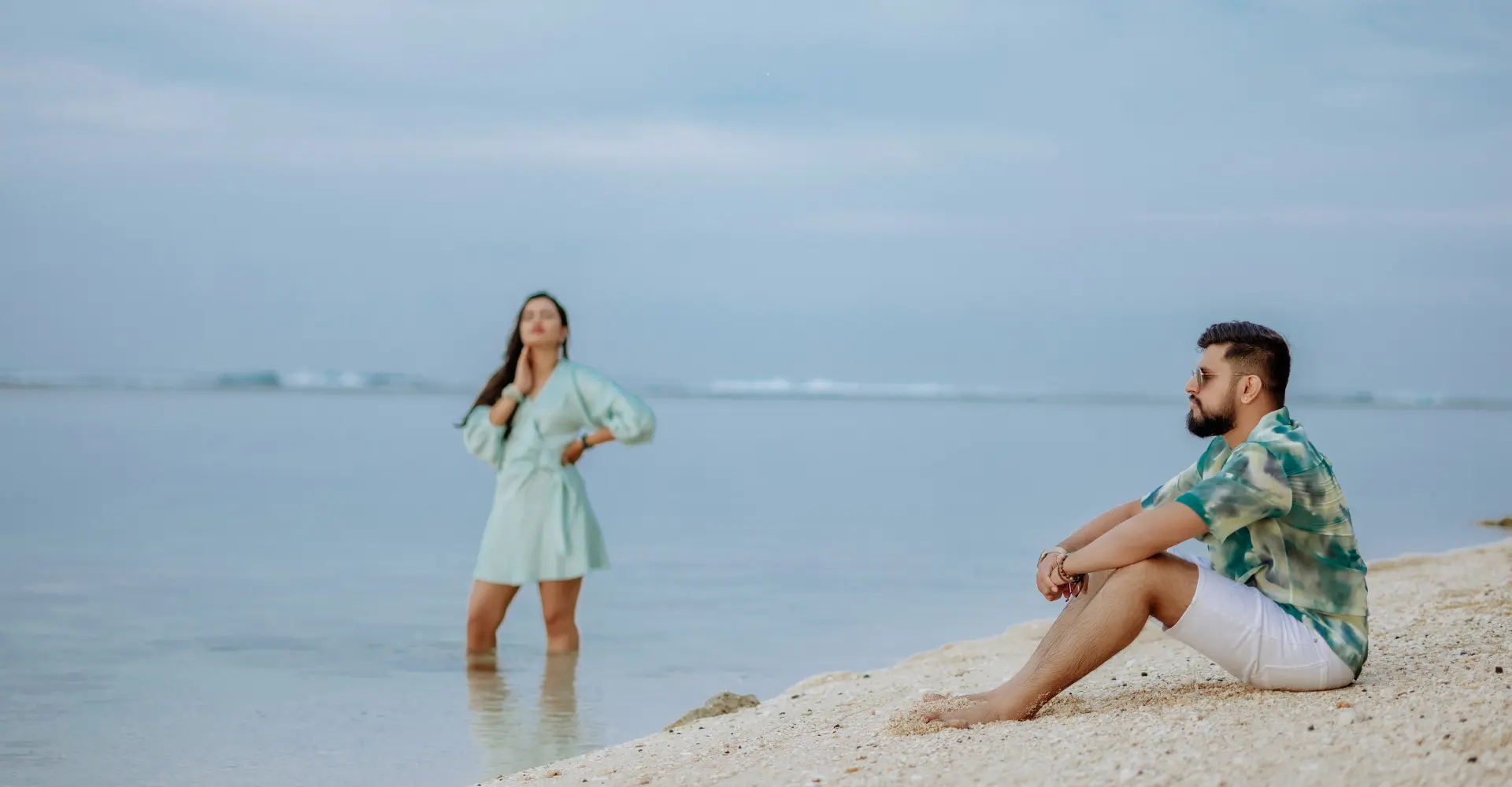 Beach pre wedding photoshoot